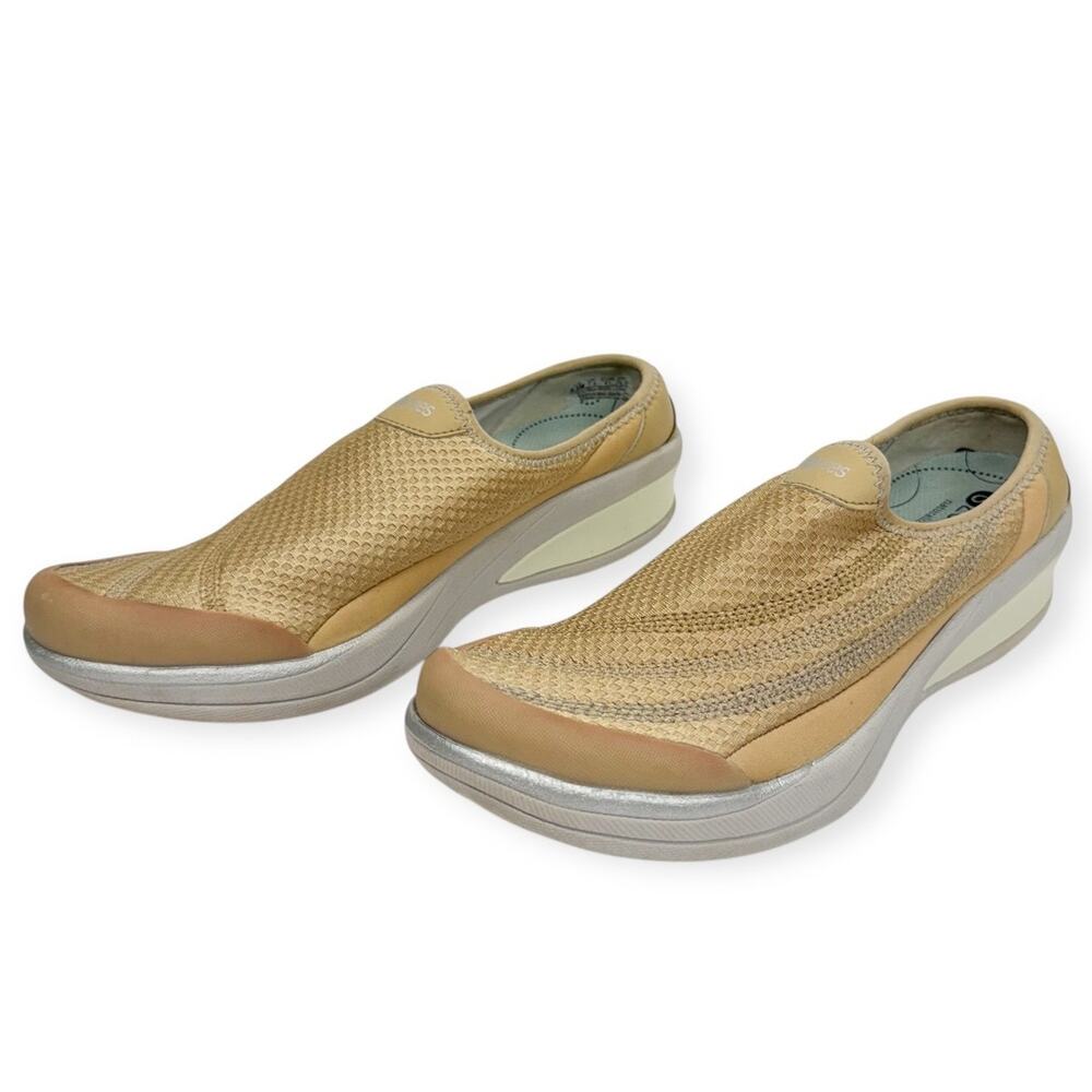 Bzees Nauralizer Tan Lightweight Clog‎ Sneaker 9.5M Comfort Breathable Platform